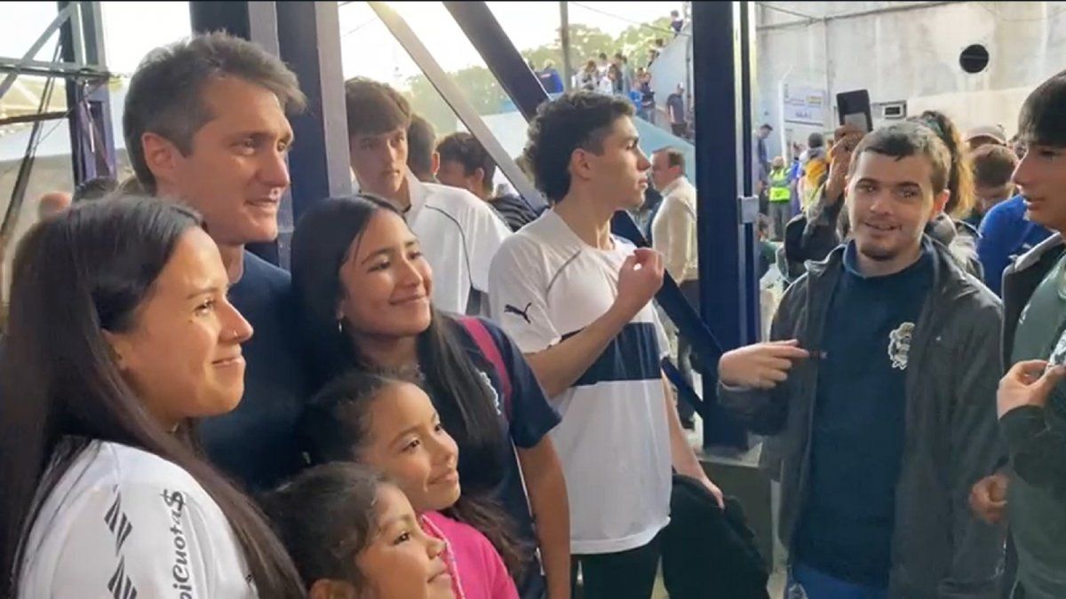 Gimnasia De Guillermo A Bautista Barros Schelotto Cielosport