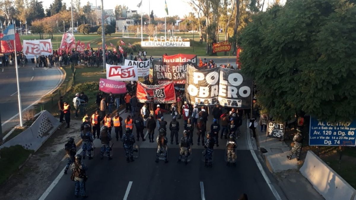 Tras casi cuatro horas de corte quedó liberado el tránsito en la