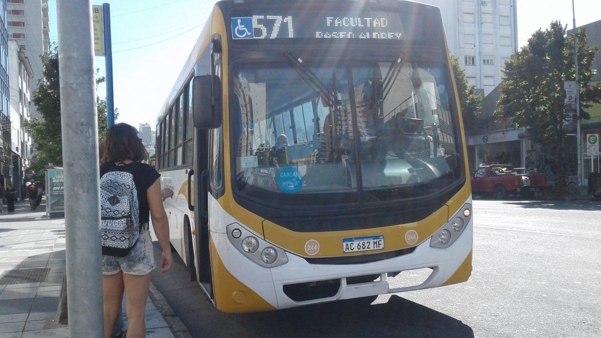 La carta que le dejó Axel Kicillof al intendente de Mar del Plata