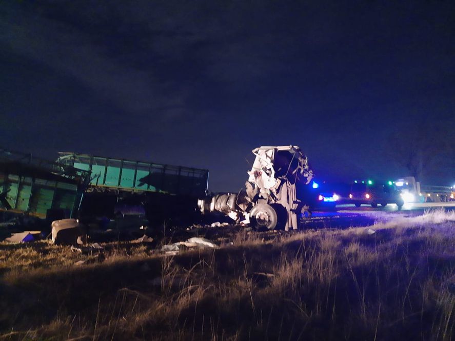 Dos Muertos Tras Choque Frontal De Dos Camiones En Ruta