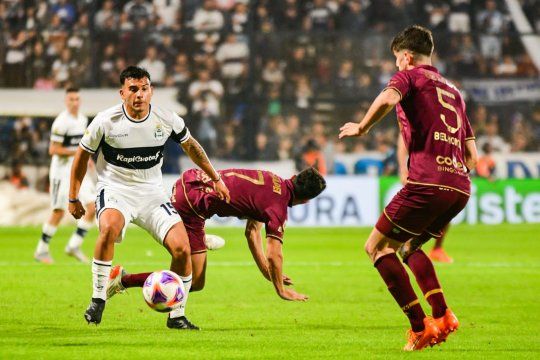 Video Del Tremendo Blooper De Lucas Acosta Y El Gol Con El Que Gimnasia