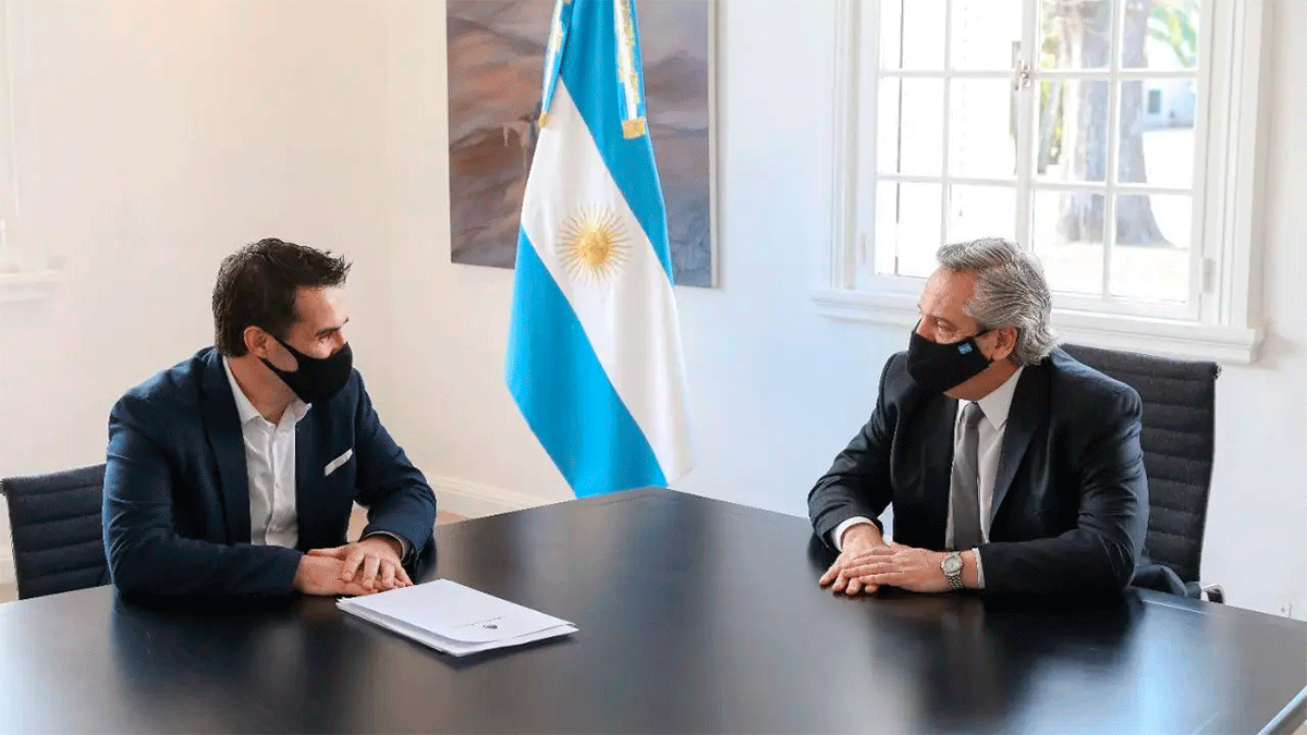 El presidente Alberto Fernández se reunió ayer con el secretario de Energía, Darío Martínez, para intruirlo de los pasos a seguir por el Gobierno
