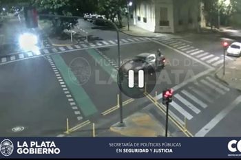 El motociclista fue internado en el Hospital Gutiérrez de La Plata