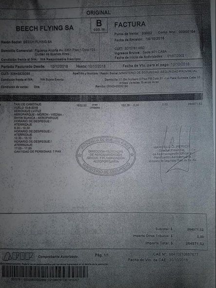 Una de las facturas que prueban que Beech Flying S.A. era contratada por el Gobierno Bonaerense de Mar&iacute;a Eugenia Vidal como "taxi a&eacute;reo".