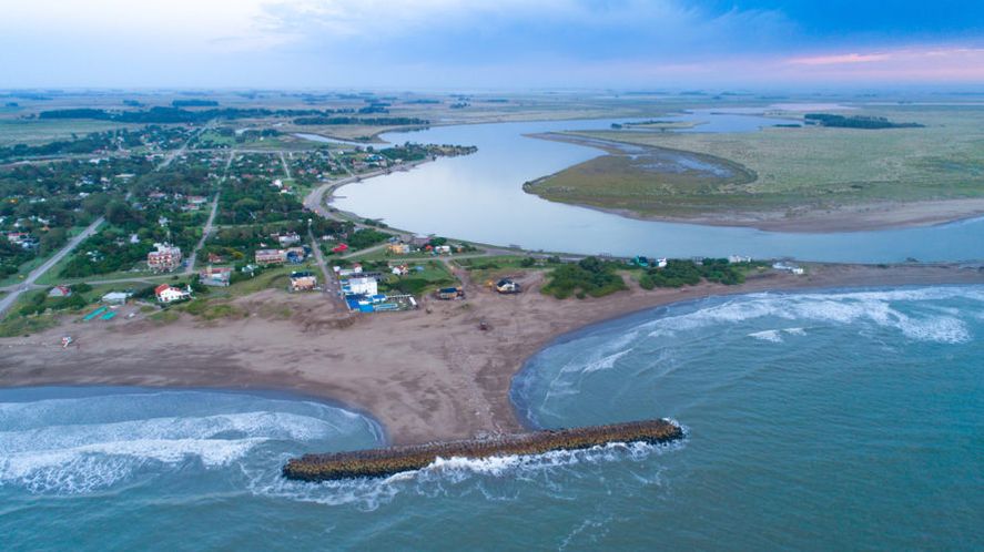 La albufera de Mar Chiquita: de accidente geográfico a distinción de la UNESCO