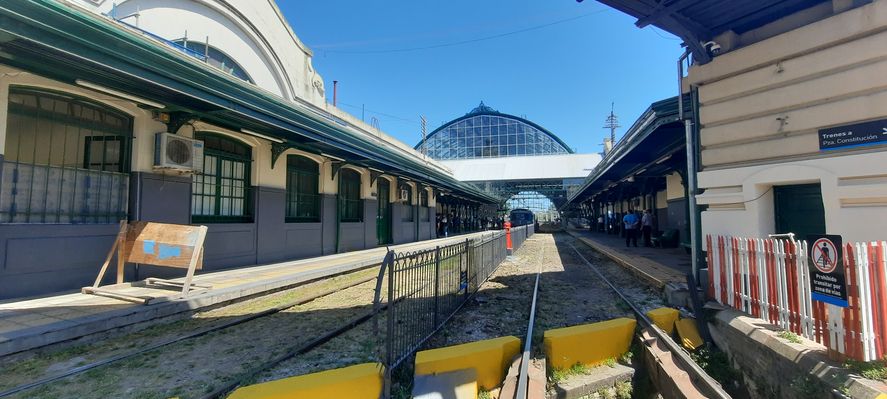 La renovada estación de trenes de la ciudad de La Plata