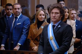 Javier Milei se llevó un reto en su primer Tedeum: la Iglesia criticó los aumentos de sueldo de funcionarios