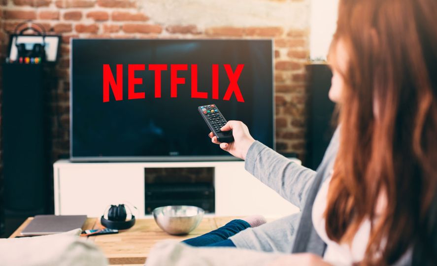 Netflix en diciembre quita series y películas de la plataforma.