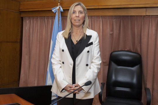 Escandaloso: Denuncian que la jueza María Eugenia Capuchetti cobra un sueldo del Gobierno de Larreta