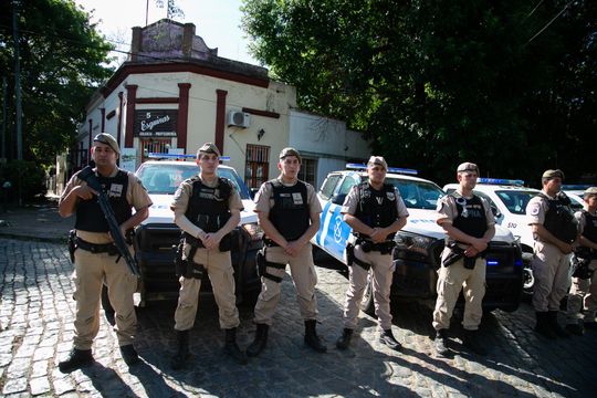 almirante brown: megaoperativo conjunto de la policia bonaerense y fuerzas federales en prevencion del delito