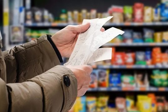 inflacion: mas de un 70% de los platenses modifico habitos de consumo