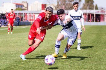 La Reserva de Gimnasia en el último partido ante Independiente. 