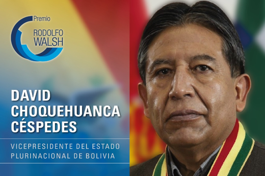 La Facultad de periodismo otorga un premio al vicepresidente de Bolivia, David Choquehuanca Céspedes