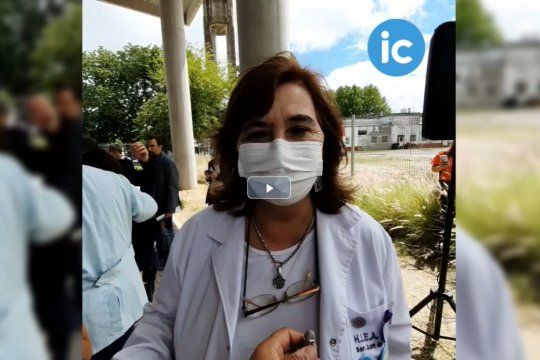 Noemí Yiya Logiurato, la directora del hospital San Juan de Dios de La Plata, convocó a los padres a que le apliquen la vacuna contra el coronavirus a sus hijos.