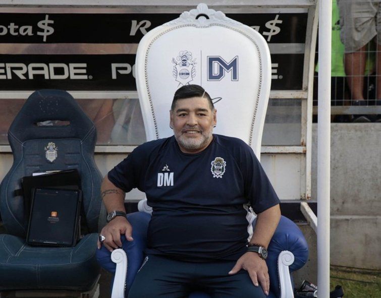 Diego Maradona en su paso por Gimnasia