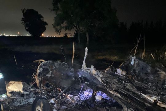 berisso: se estrello una aeronave y dos pilotos resultaron heridos