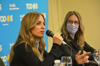 La precandidata a Diputada Nacional del Frente de Todos, Victoria Tolosa Paz, recorrió Bahía Blanca