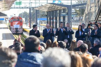 Sergio Massa inauguró al estación de trenes Grand Bourg