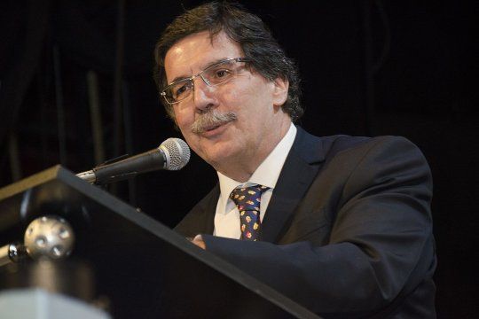 El director general de Cultura y Educación, Alberto Sileoni, celebró el decreto de Alberto Fernández que impulsa el plan Conectar Igualdad.