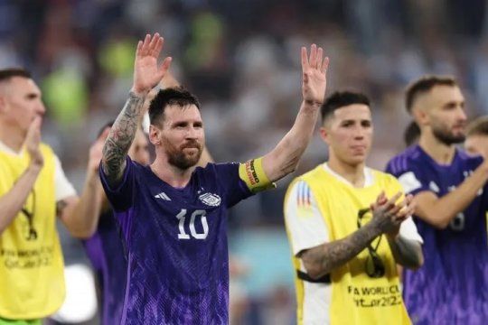 Lionel Messi festeja la clasificación de la Selección Argentina a los octavos de final del Mundial Qatar 2022