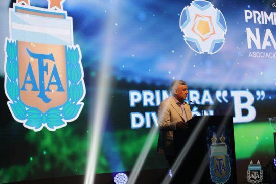 Claudio Tapia en el sorteo del ascenso: Somos de los clubes, dijo el presidente de AFA.