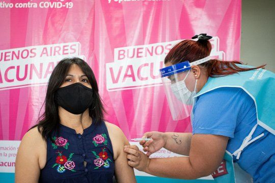 la provincia comienza a aplicar el segundo refuerzo de la vacuna contra el coronavirus