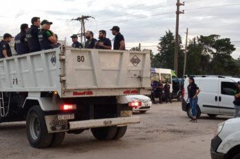 gatillo facil en la plata: un oficial quedo detenido por la muerte de un joven en melchor romero