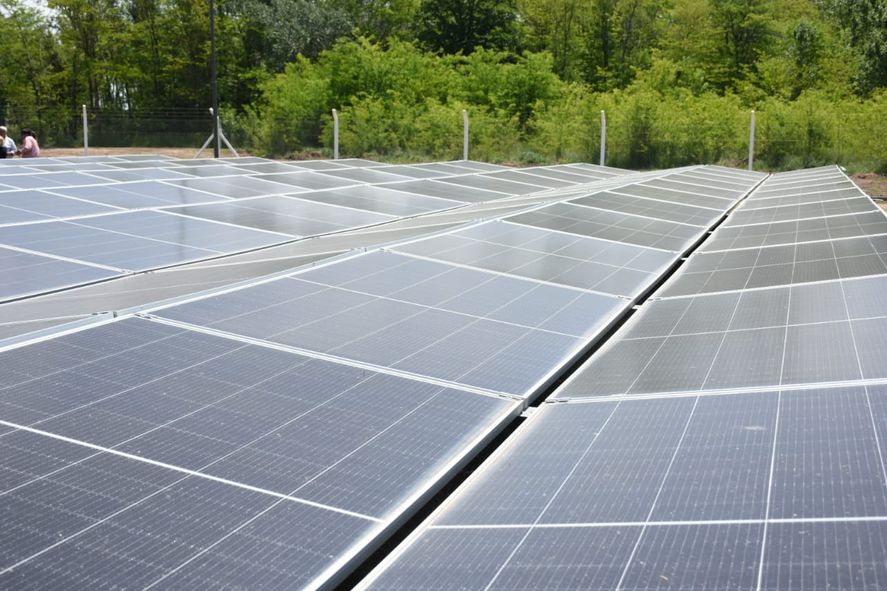 La Provincia inauguró un Parque Solar en Saladillo