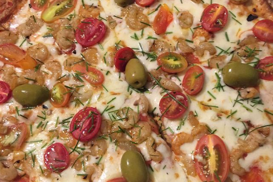Una por una, las pizzas más ricas de la provincia en el Día Mundial de la Pizza.