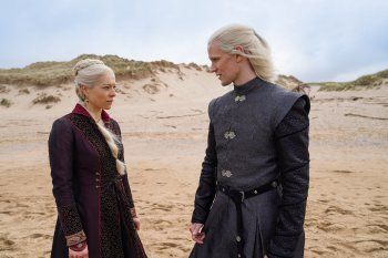 En el anticipo de la precuela de Game of Thrones se ve a Emma D’Arcy personificada como la Princesa Rhaenyra Targaryen y a Matt Smith como el Príncipe Daemon Targaryen.