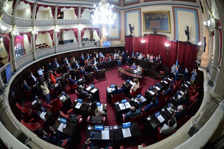 En la Legislatura se reaviva el fuego por las reelecciones indefinidas de los intendentes