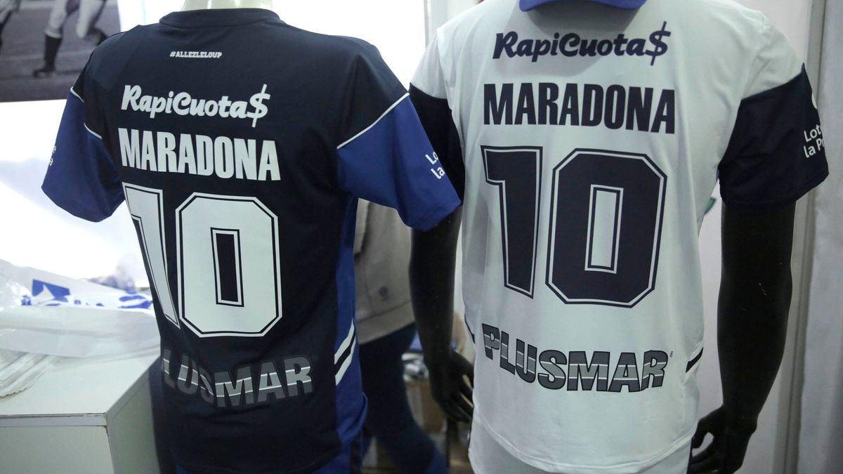 Peculiar asalto en La Plata: robaron camisetas de Gimnasia | Infocielo