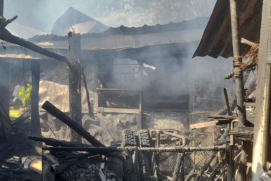 El incendio se desató en 202 y 425, en El Peligro
