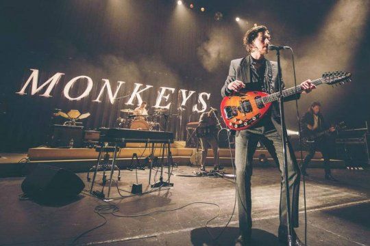 Arctic Monkeys ha publicado hoy un álbum, “Live At The Royal Albert Hall”, que recoge todo el material interpretado ese inolvidable 7 de junio.