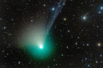 un cometa volvera a visitar la tierra luego de 50 mil anos: ¿como y cuando verlo?