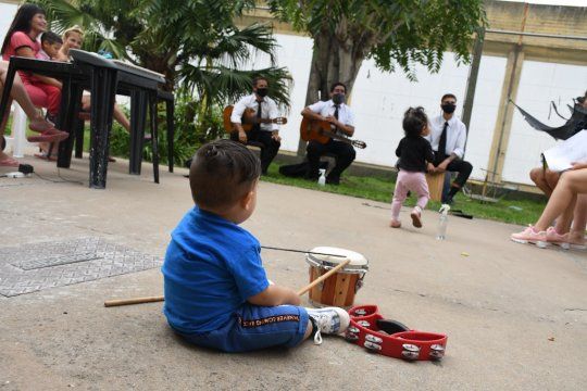 Niños que viven con sus madres presas fortalecerán vínculos con la música