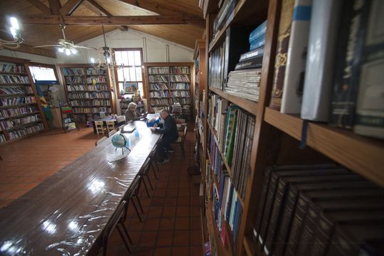 Por dentro: la primera Biblioteca Popular de Argentina creada por ex Combatientes de Malvinas. | Foto: CONABIP