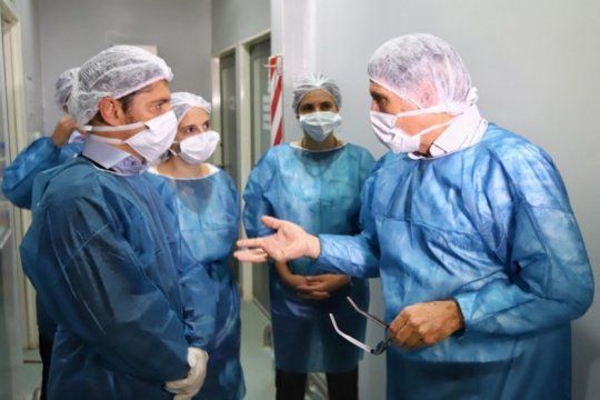 llegan 200 medicos cubanos a colaborar contra la pandemia: enterate que van a hacer