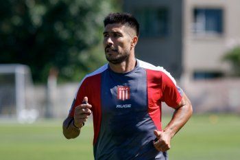 Luciano Lollo, baja de última hora en Estudiantes.