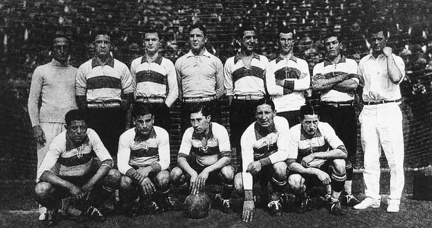 El equipo de Gimnasia que consigui&oacute; el campeonato en la temporada 1929.