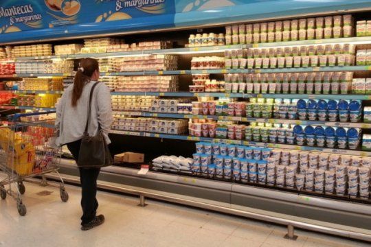 inflacion tras la crisis cambiaria: conoce los alimentos que mas aumentaron por la suba del dolar