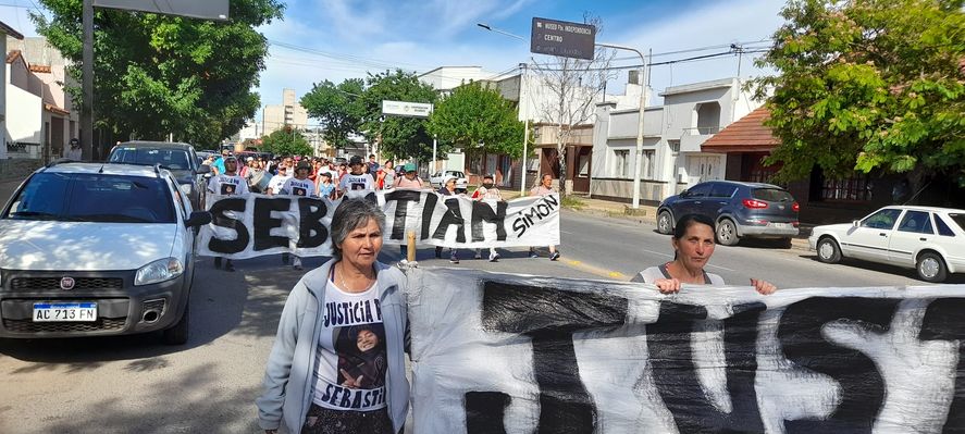 Familiares de Sebastían Simón recorrerán casi 350 kilómetros  hasta el Tribunal de Casación de La Plata 