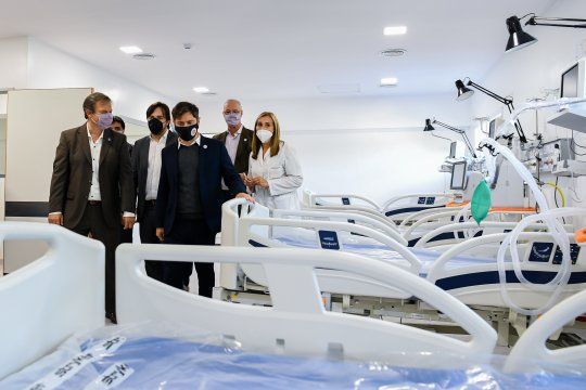 El gobernador Axel Kicillof anunció la construcción de tres hospitales en la costa bonaerense.
