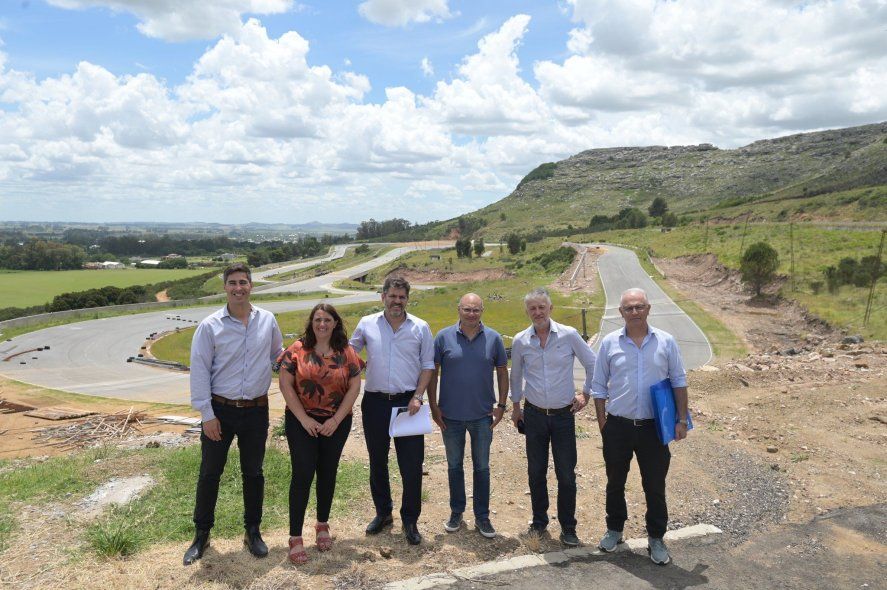 El ministro de Gobierno, Carlos Bianco, visit&oacute; el aut&oacute;dromo de Balcarce y anunci&oacute; la transferencia de los fondos pendientes.