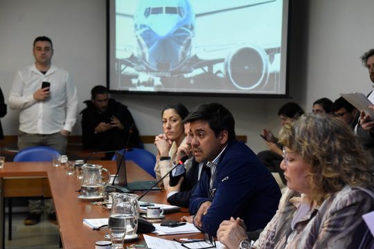diputados: avanza el proyecto que busca proteger la estatizacion de aerolineas argentinas