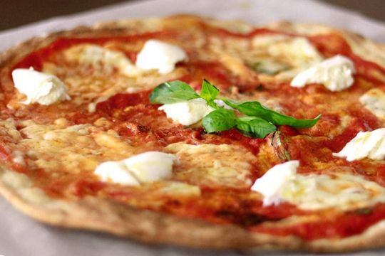 todos digamos ¡cheese!: hoy es el dia mundial de la pizza