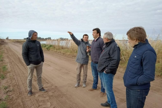 Tensión entre Trenque Lauquen y Rivadavia por supuestos canales clandestinos de riego