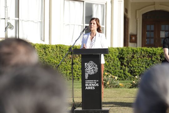 La titular del Instituto Cultural, Florencia Saintout, aseguró que en el discurso del presidente no hay futuro y clamó por Cristina Kirchner.