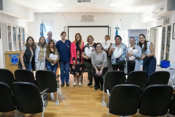 presas confeccionaron almohadones para pacientes de tres hospitales bonaerenses que transitan cancer de mama