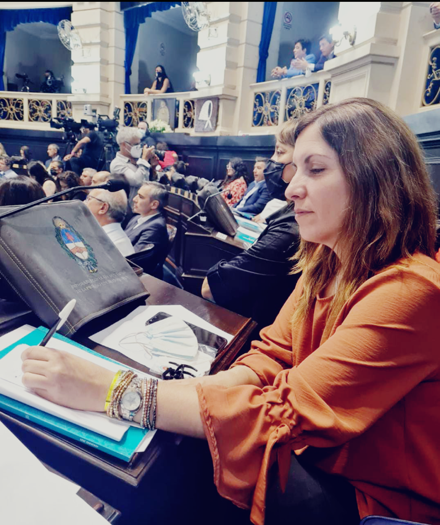 La diputada Constanza Moragues Santos del bloque Avanza Libertad en la Legislatura bonaerense